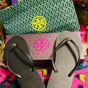 Tory Burch Flip Flops‼️Brand new 💯 authentic (W7)